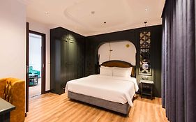 Paradise Suites Truc Bach Lake