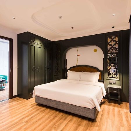 Paradise Suites Truc Bach Lake Hanoi Exterior photo