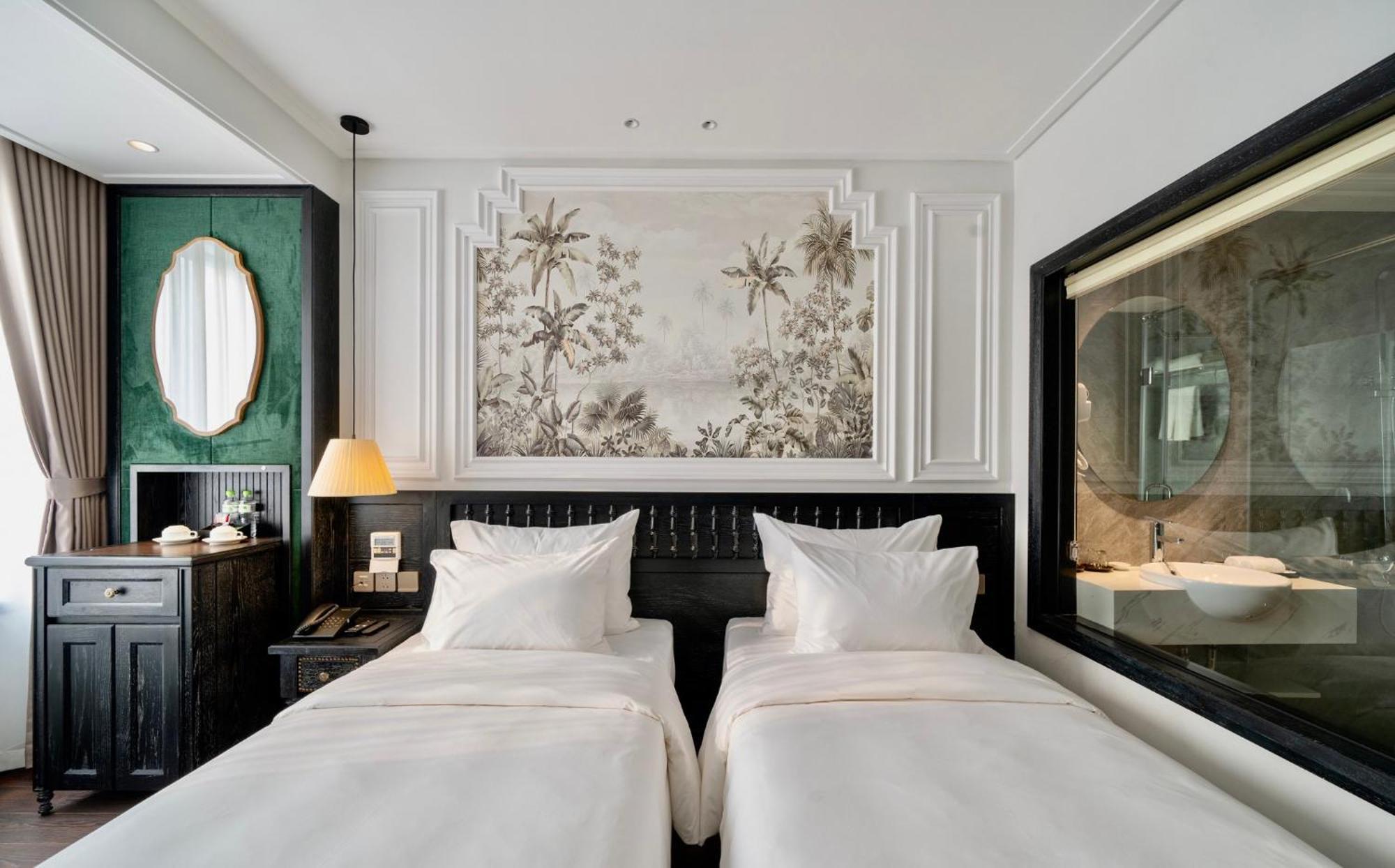 Paradise Suites Truc Bach Lake Hanoi Exterior photo
